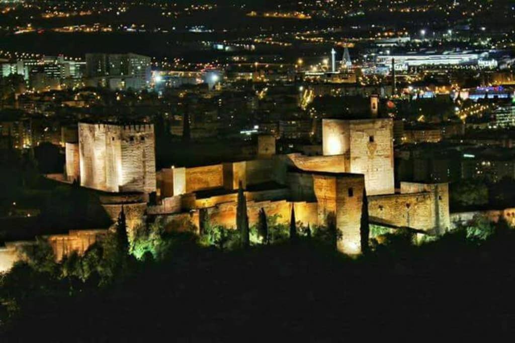 Apart Blanco Para Esqui Y Alhambra. Garaje Privado Гранада Екстериор снимка